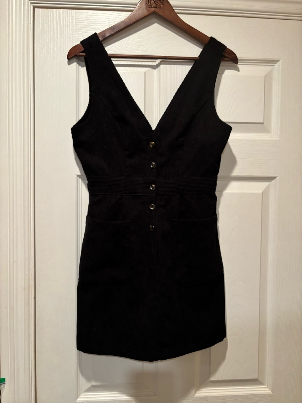 SHEIN Black Sleeveless V-Neck Button-Front Mini Dress
